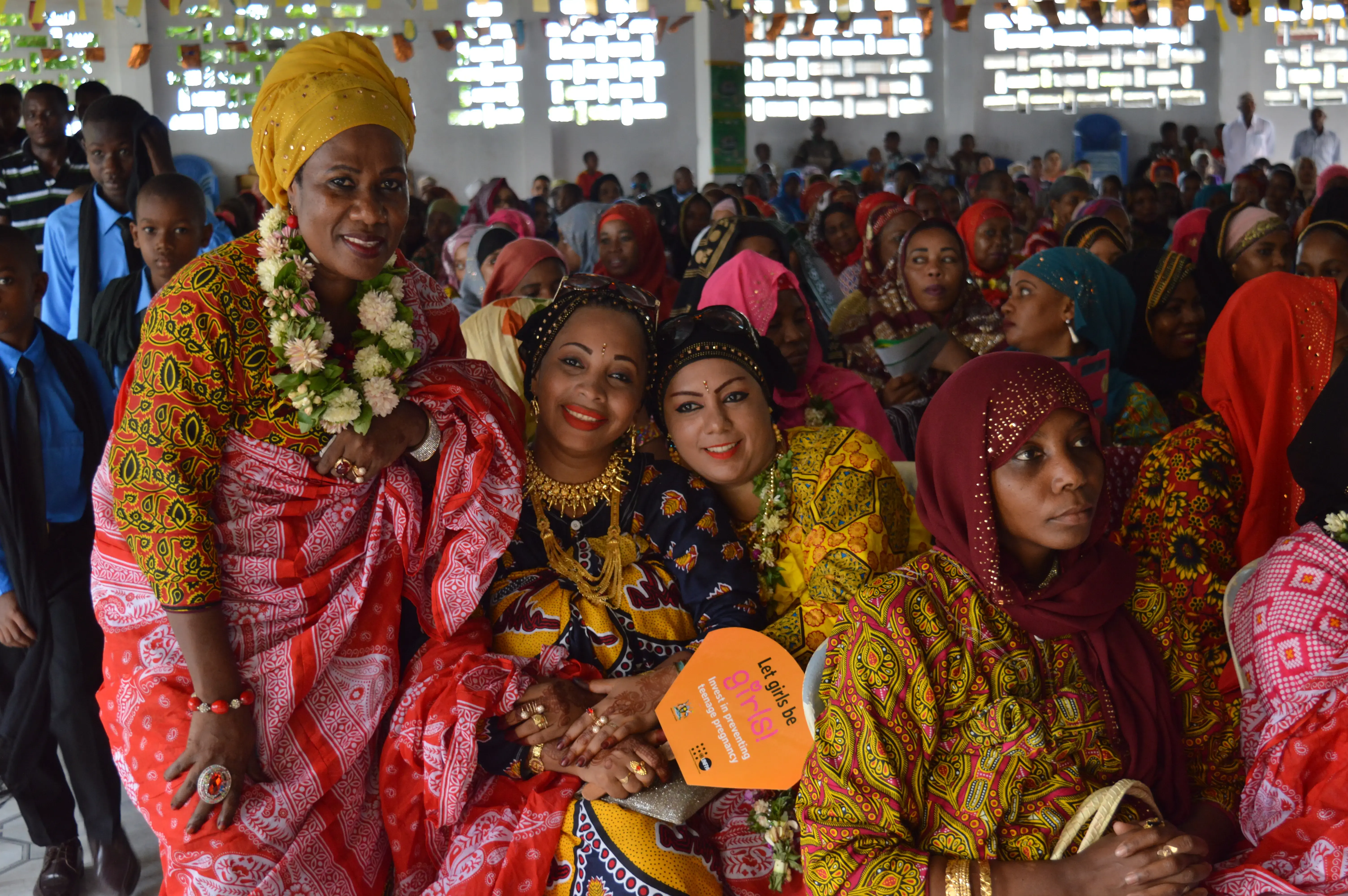 Journée Internationale de la Sage-femme: Sages-femmes, mères et familles: Partenaires à vie!, 